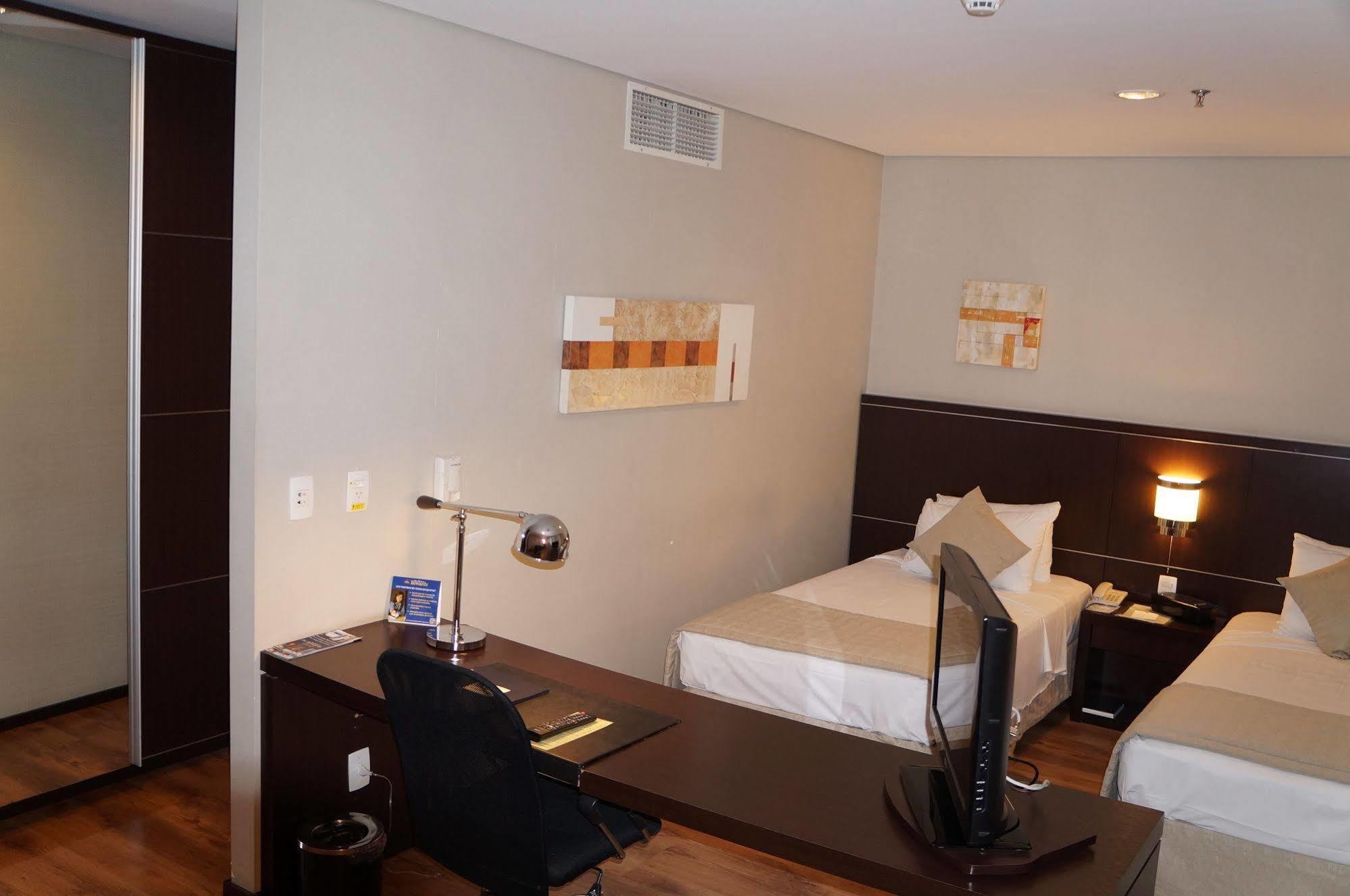 Travel Inn Osasco Eksteriør billede