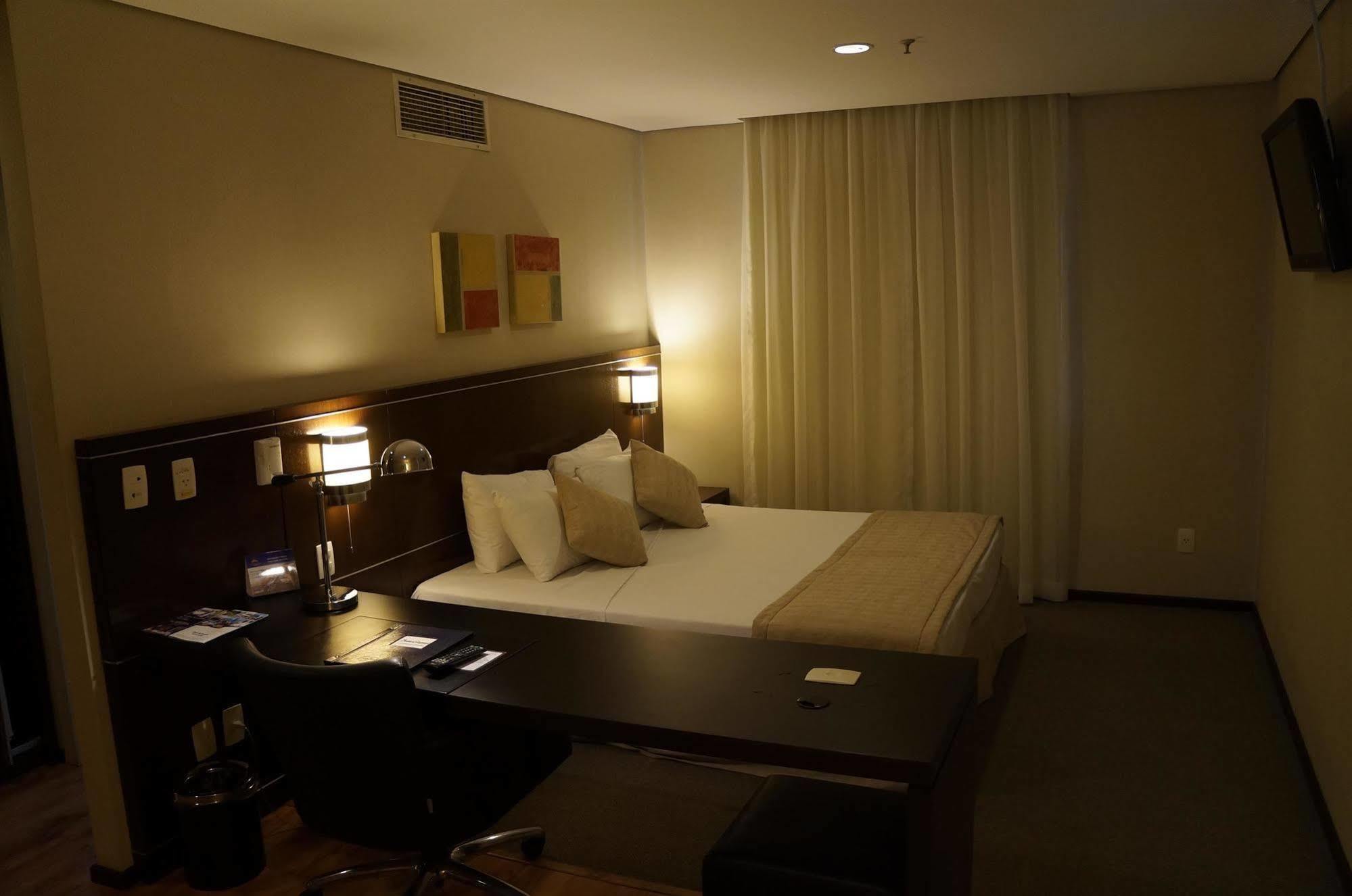 Travel Inn Osasco Eksteriør billede