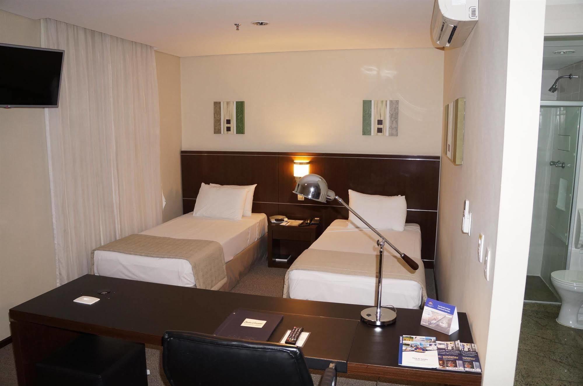 Travel Inn Osasco Eksteriør billede